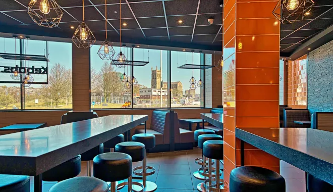 HIMACS: Excelencia arquitectónica en German Doner Kebab