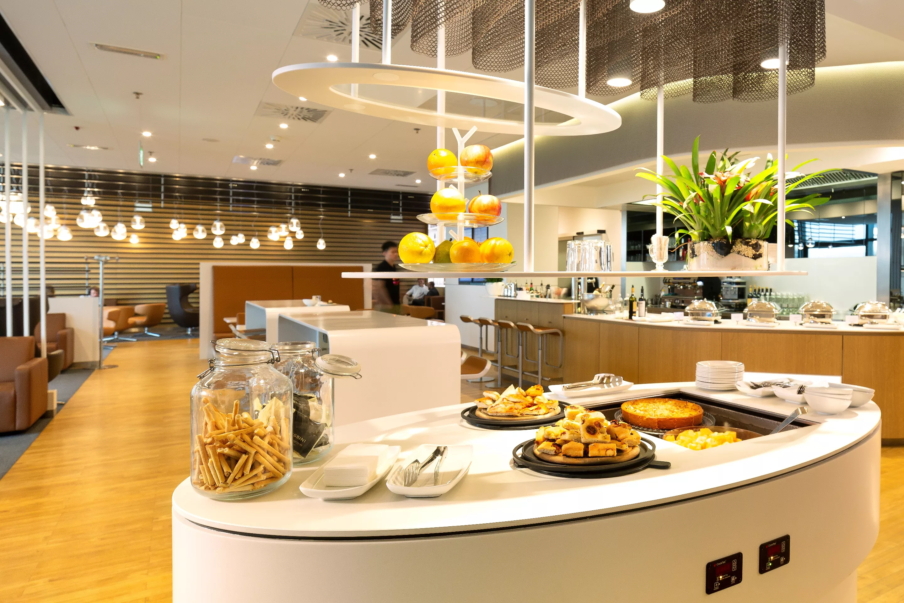 A new Lufthansa Lounge at Milan Airport with HIMACS