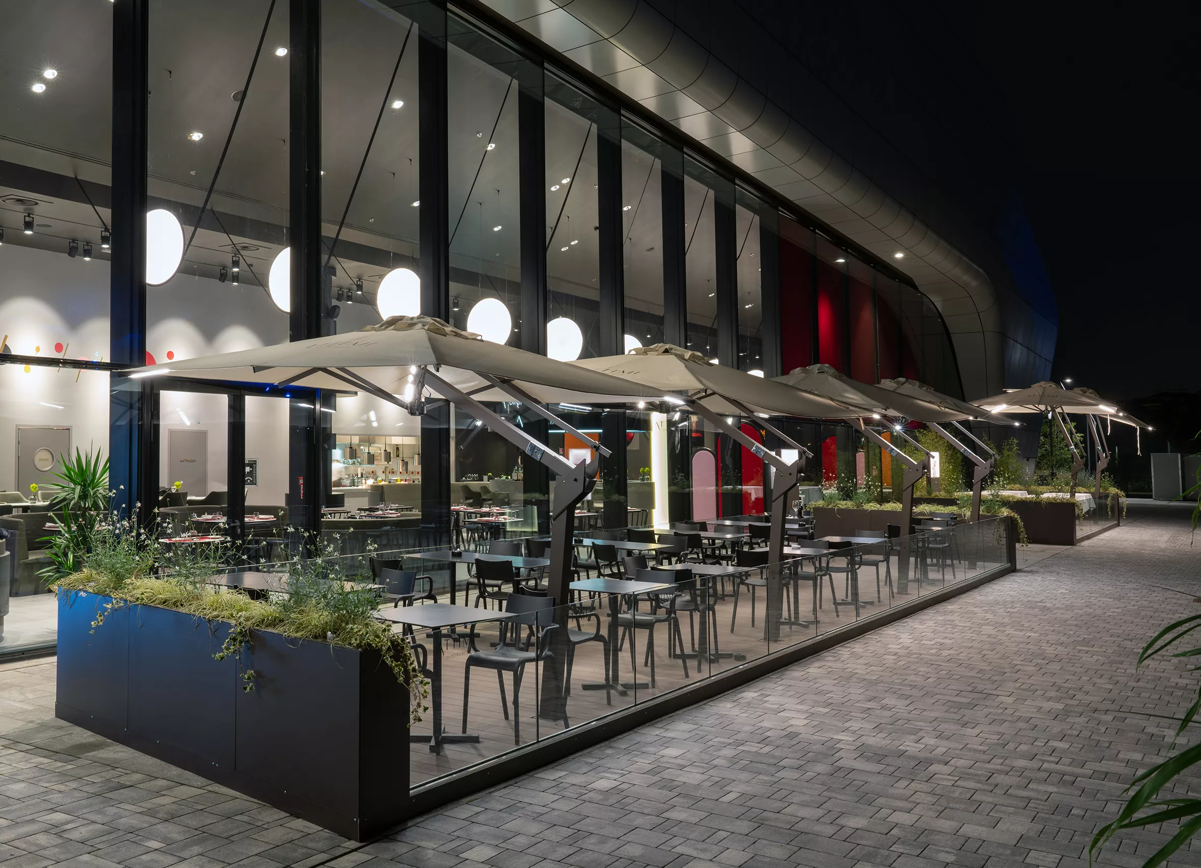 Fabio Novembre Chooses HIMACS for the Design of Heinz Beck’s New Restaurant in CityLife 