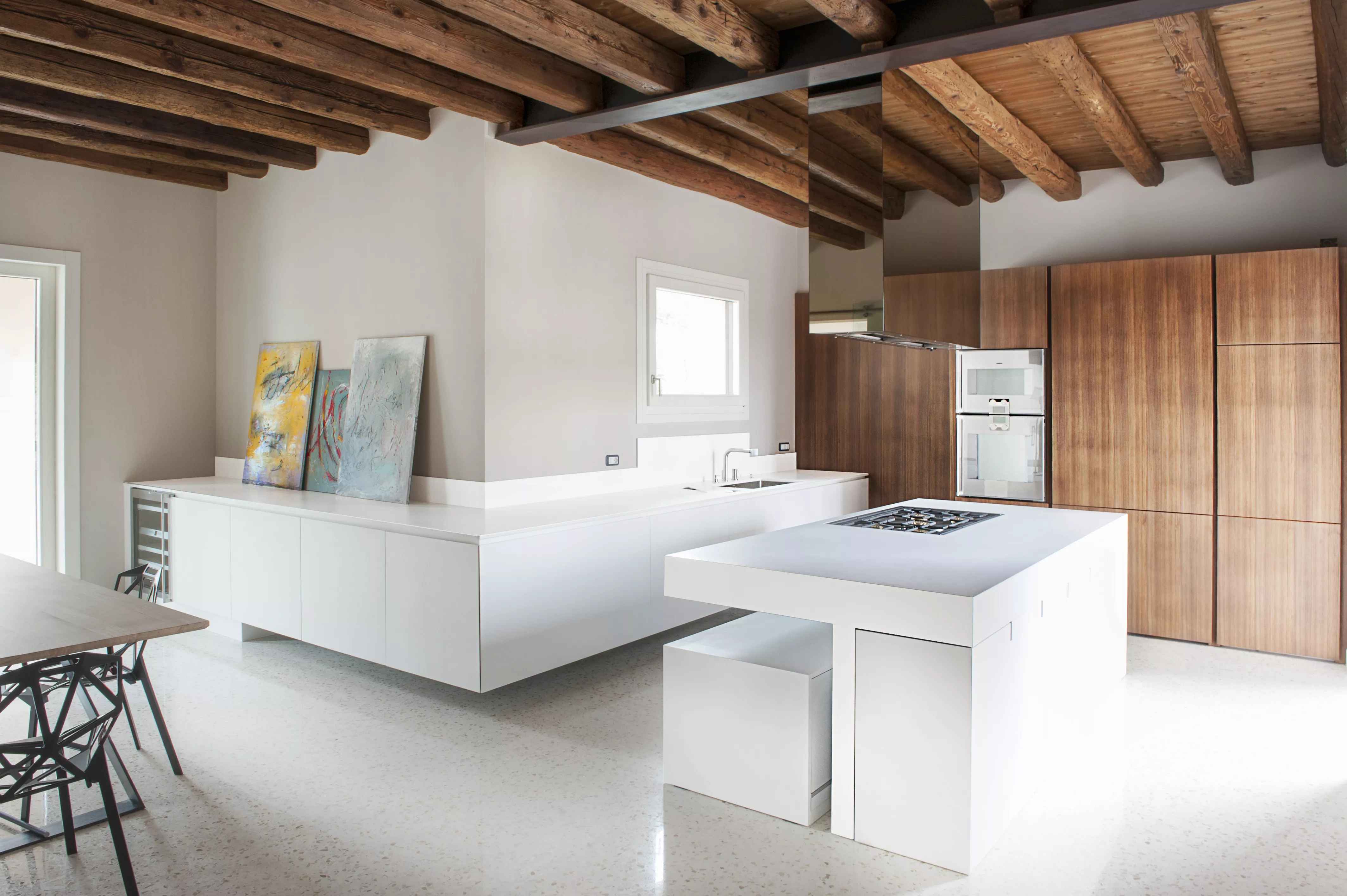 HIMACS: Private kitchen by Simone Piva