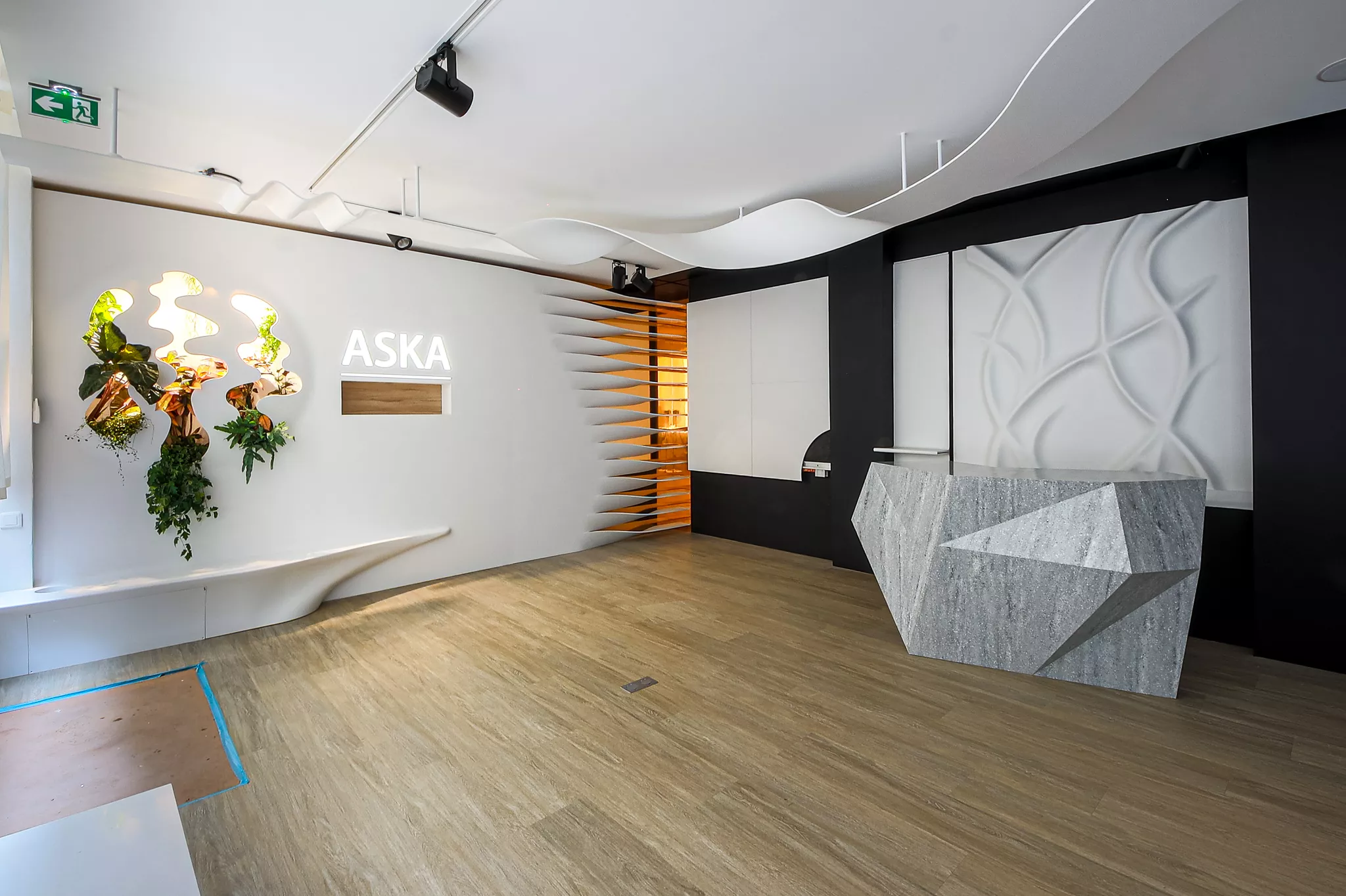 HIMACS on show in Paris at the Aska Showroom