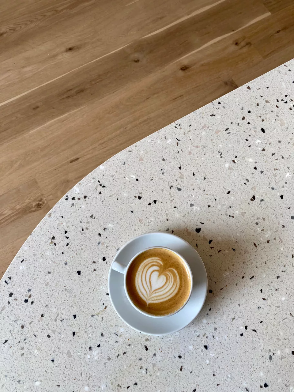 The 1841 coffee and espresso bar in Glasgow uses HIMACS for some Italian flair