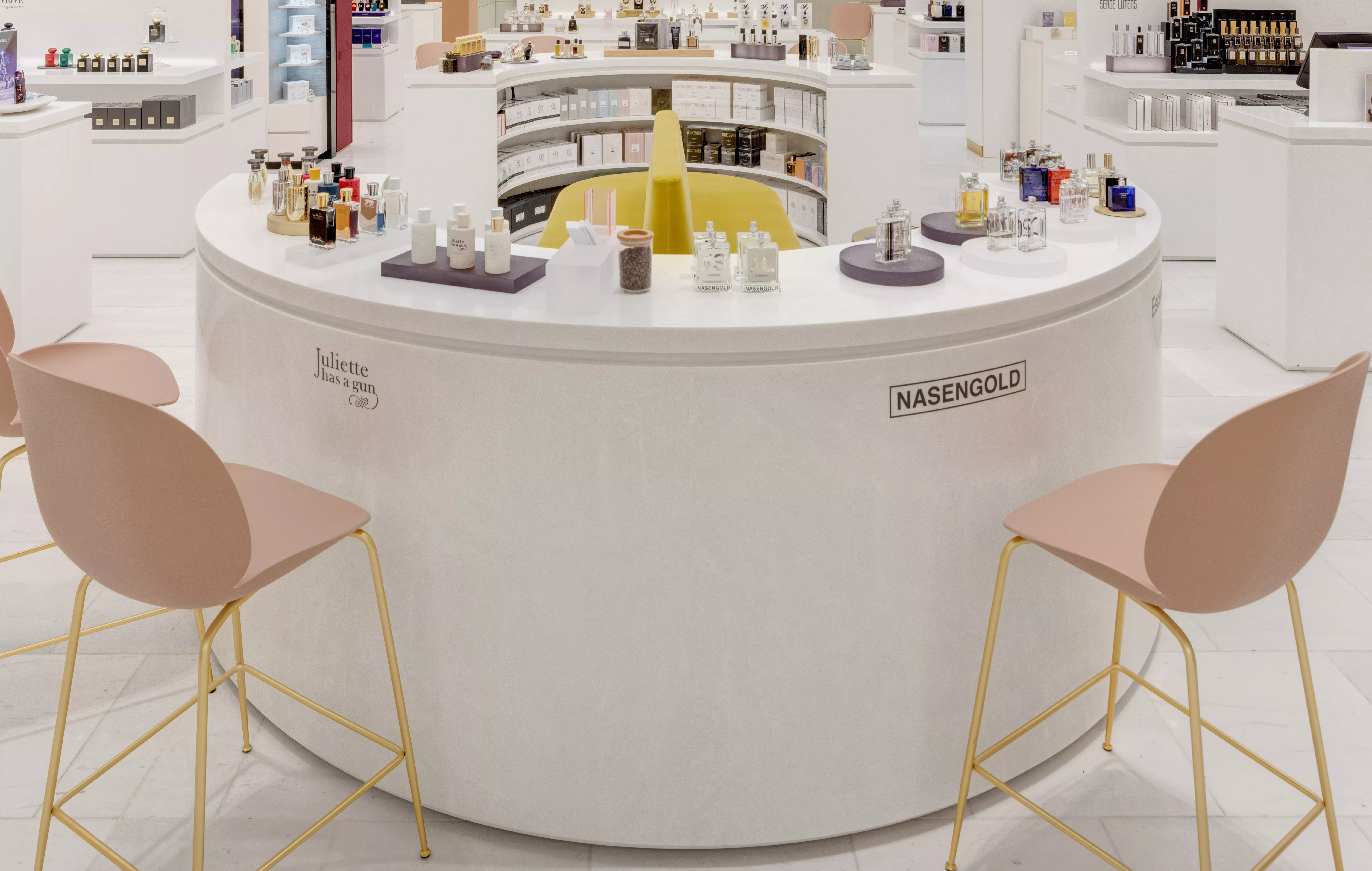 HIMACS and John Pawson bring back light to a beauty store in Germany